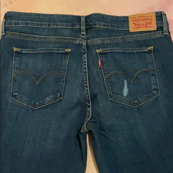 NWT Levi’s 711 skinny dark wash destructed - Picture 3 of 5